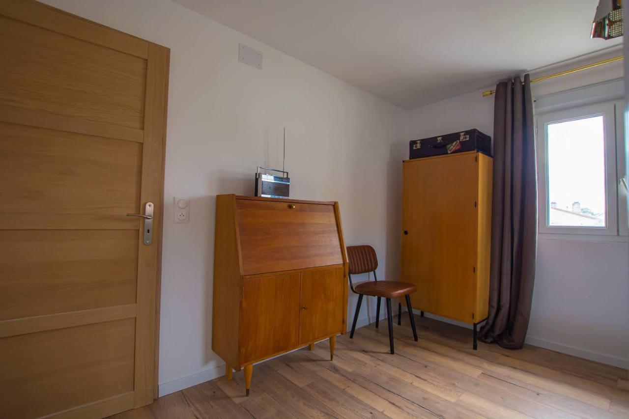 Emilie Une Nuit - 3 Chambres Au 2E Etage - Maison Avec Chats Vandieres  Ngoại thất bức ảnh