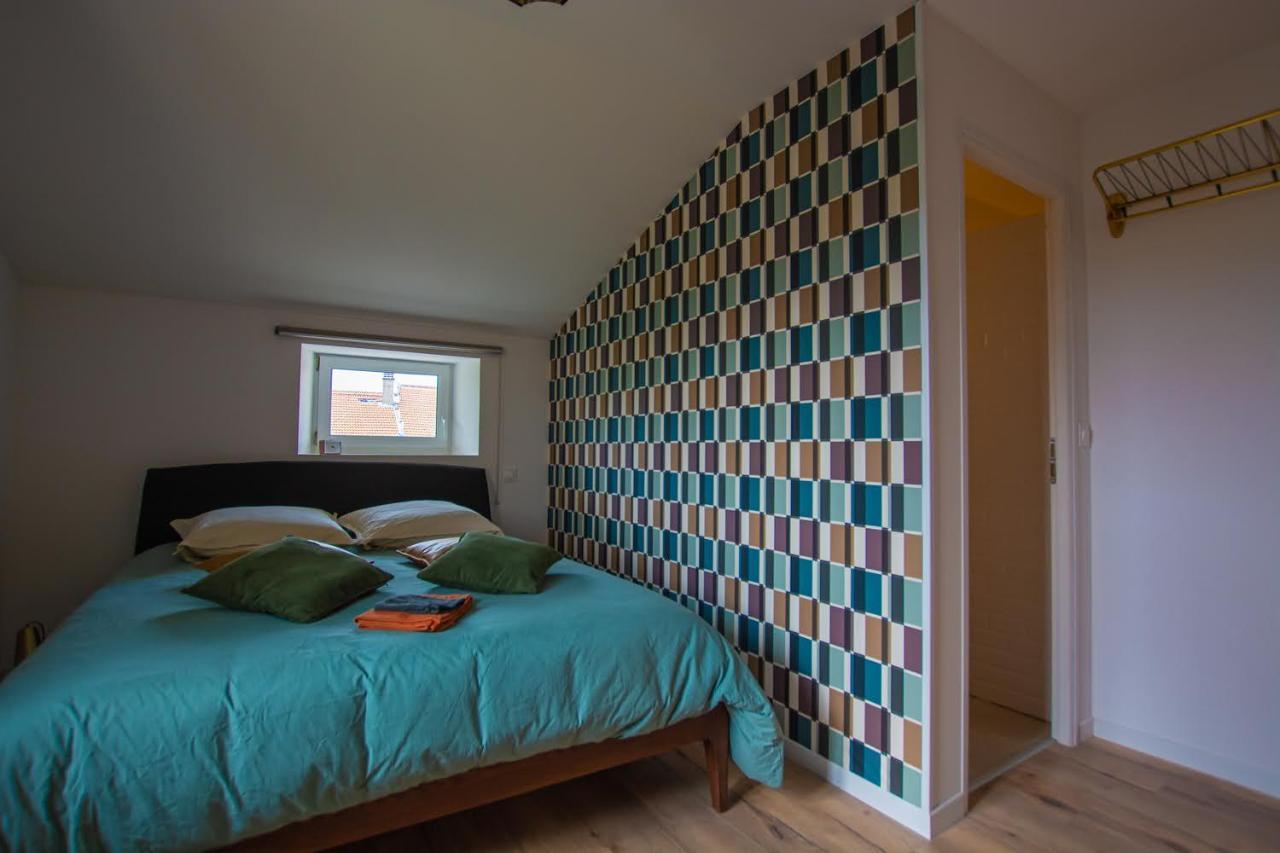 Emilie Une Nuit - 3 Chambres Au 2E Etage - Maison Avec Chats Vandieres  Ngoại thất bức ảnh